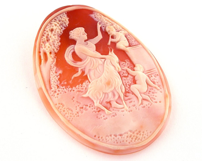 Shell cameo mythological scene italian cameos donadio cameo shell carnelian cameo camée lâche ルーズカメオ свободная камея camafeo flojo