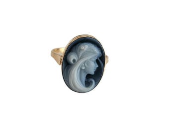 Blue Agate Cameo Ring: 9kt Gold Lady Portrait, Italian Jewelry