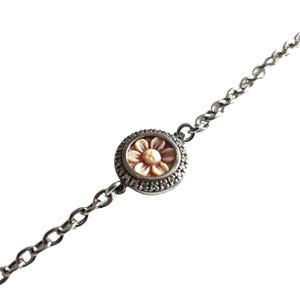Cameo-armband met bloemen: handgesneden carneool, 925 sterlingzilver en zirkonen