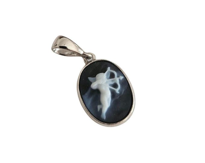 Ciondolo cammeo blu Cupido cammeo italiano gioielli donadio cammei in pietra pendentif camée colgante camafeo カメオペンダント Камея подвеска