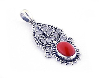 Ciondolo Boho corallo rosso, gioielli hippie in corallo italiano, donadio corals, ciondolo corail rouge