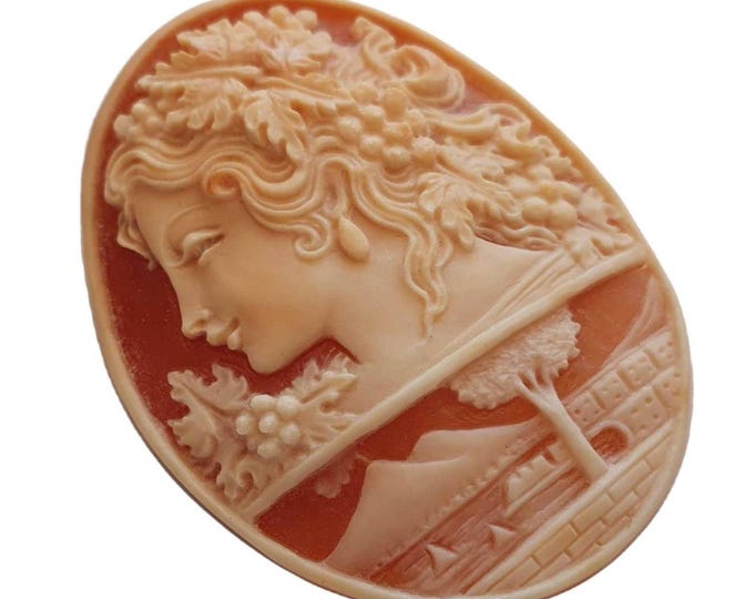 Italian handmade shell cameo Baccante profile | Gulf of Naples Vesuvio
