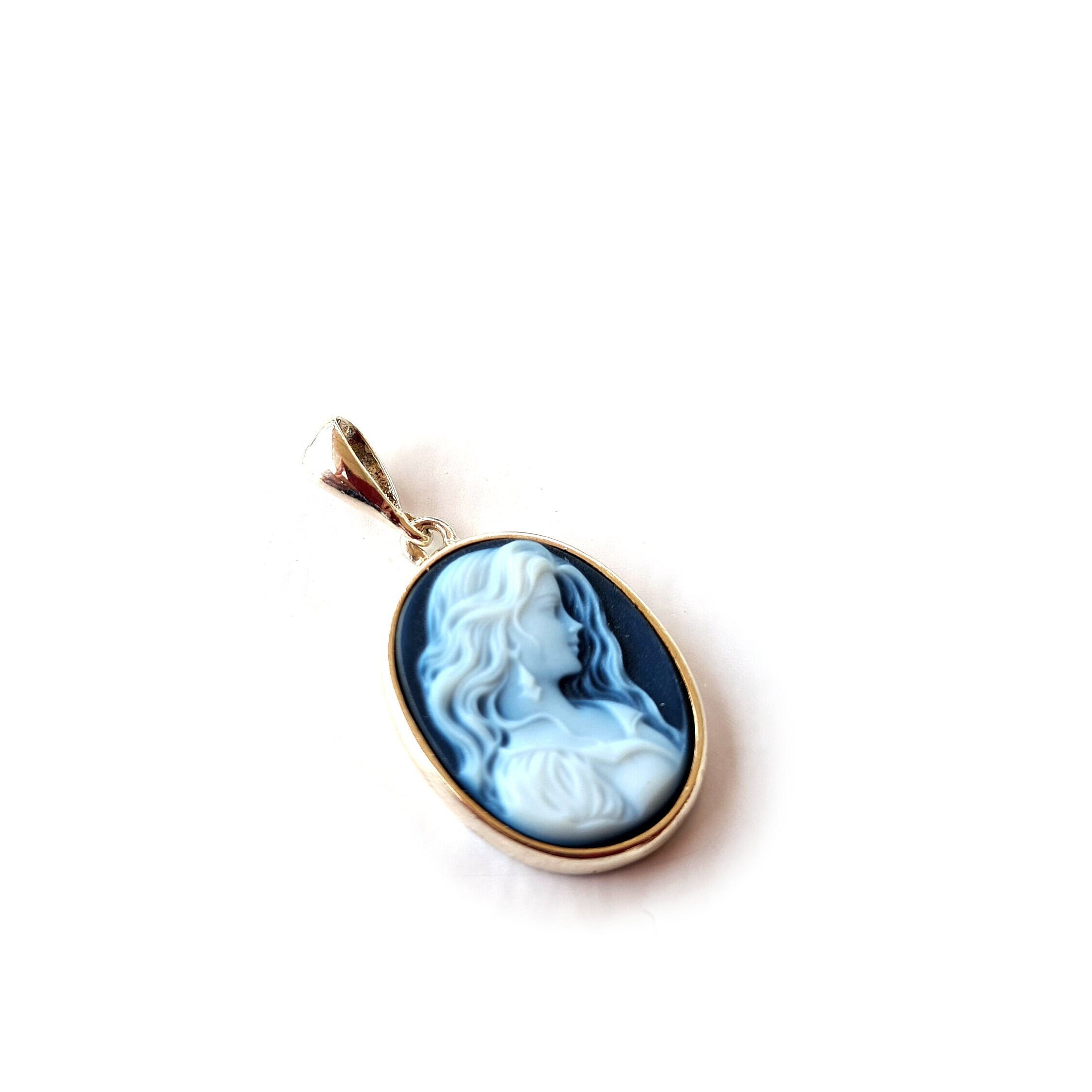 Blue cameo pendant woman long hair set in 925 sterling silver