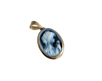 9kt Gold Blue Agate Cameo Pendant - Italian Lady Profile