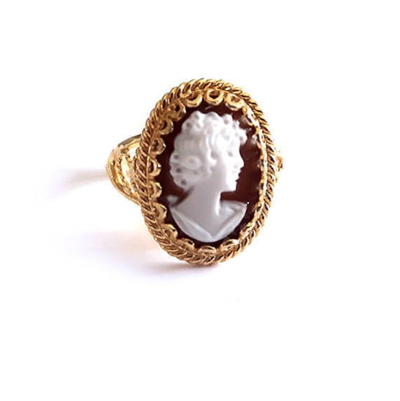 Shell Cameo Ring Antique Profile Italian Cameo Jewelry Shell Cameo Ring Antique Profile Italian Cameo Jewelry