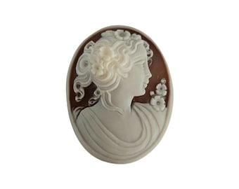 Flora Cameo: Loose Shell, Hand Carved Sardonyx, Italian Jewelry (35mm)
