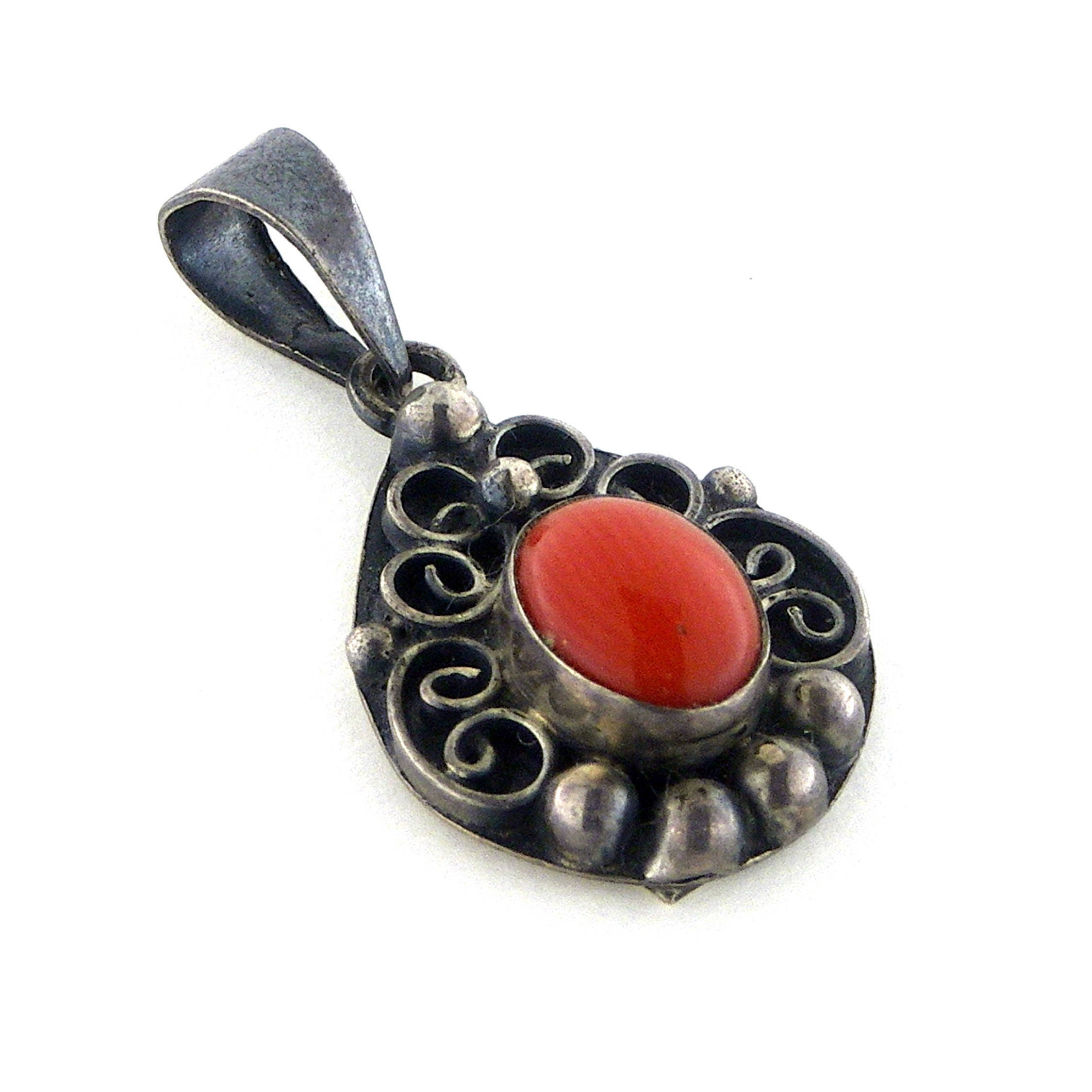 Vintage coral pendant italian coral jewelry donadio corals pendants ...