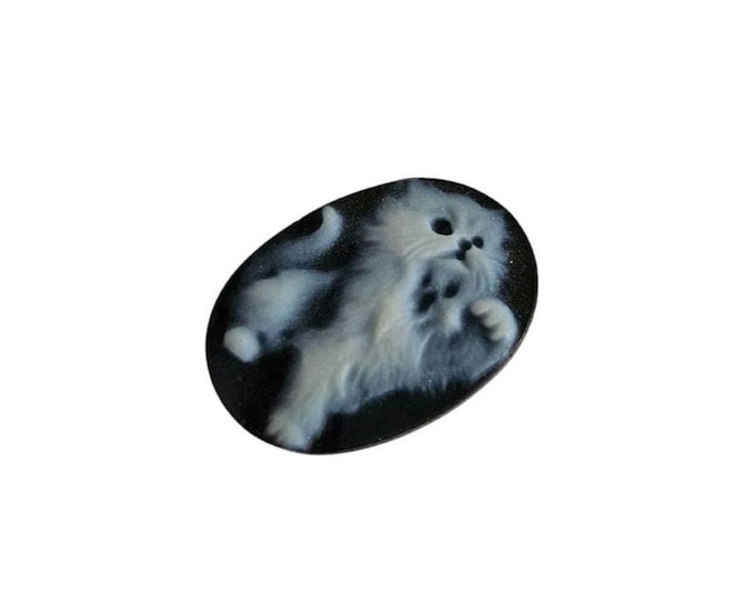 Natural dark blue Cat agate stone cameo donadio