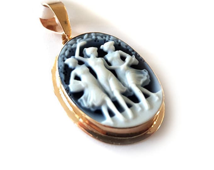 Gold blue cameo pendant three graces italian cameo jewels donadio agate stone cameo pendentif camée colgante camafeo カメオペンダント Камея подвеска