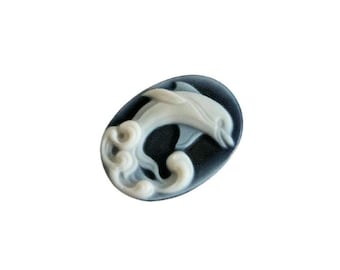 Blue Agate Dolphin Cameo: Italian Stone Jewelry (18x13)