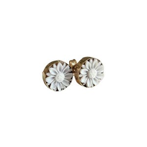 9kt Gold SunFlower Cameo Earrings: Hand Carved Sardonyx Shell, Italian Jewelry