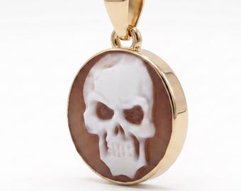 Skull Cameo Pendant: Hand-Carved Sardonyx Shell, 9kt Gold