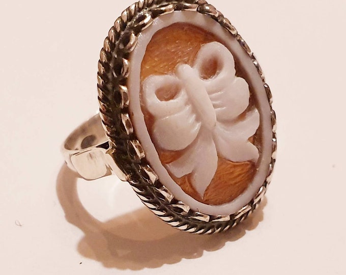 Anello cameo in argento a conchiglia di prua