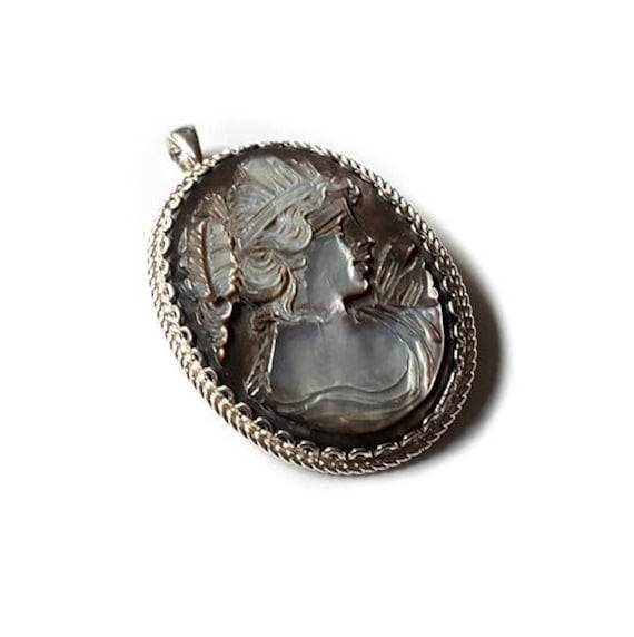 Grey Mother of Pearl Cameo Brooch & Pendant Ceres Italian Cameo Jewelry  Donadio Cameos Pendentif Broche Camée Camafeo カメオブローチ камея брошь - Etsy