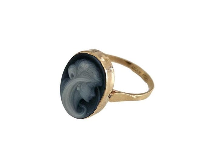 Blue Agate Cameo Ring: 9kt Gold Lady Portrait, Italian Jewelry
