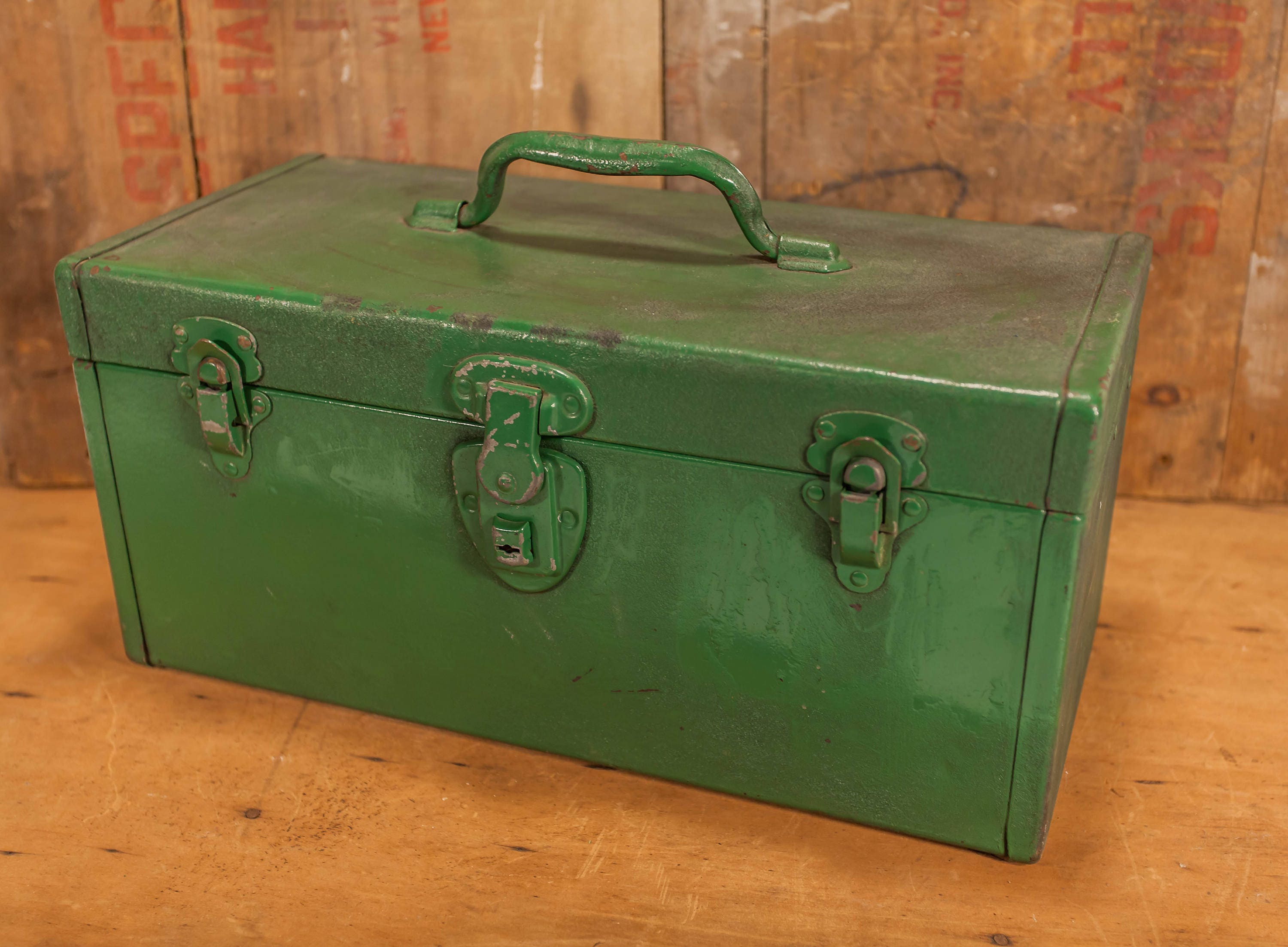 Vintage Green Metal Tackle Box Fishing Metal Tool Box Distressed