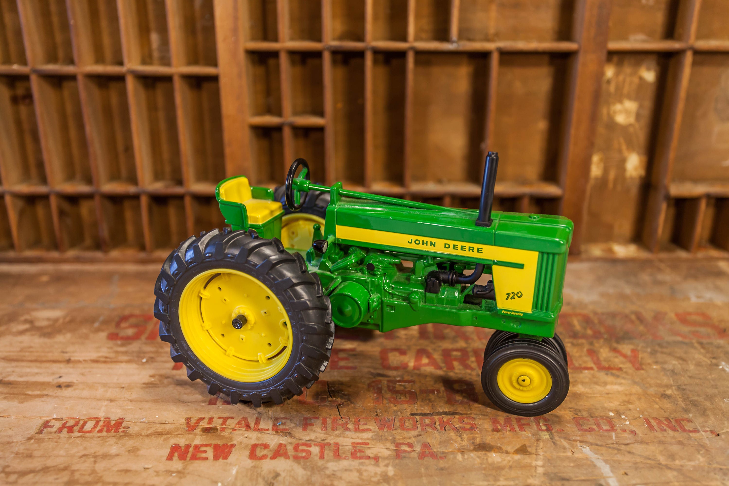 vintage john deere toy tractors