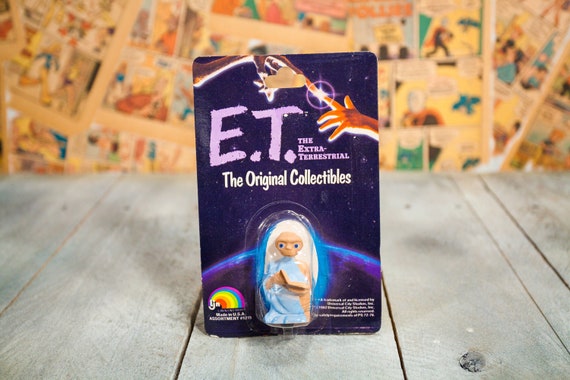 Vintage 1982 ET Action Figure Unopened Collectable Toy Universal City Studios Movie Extraterrestrial Alien Outer Space Kids Man Cave