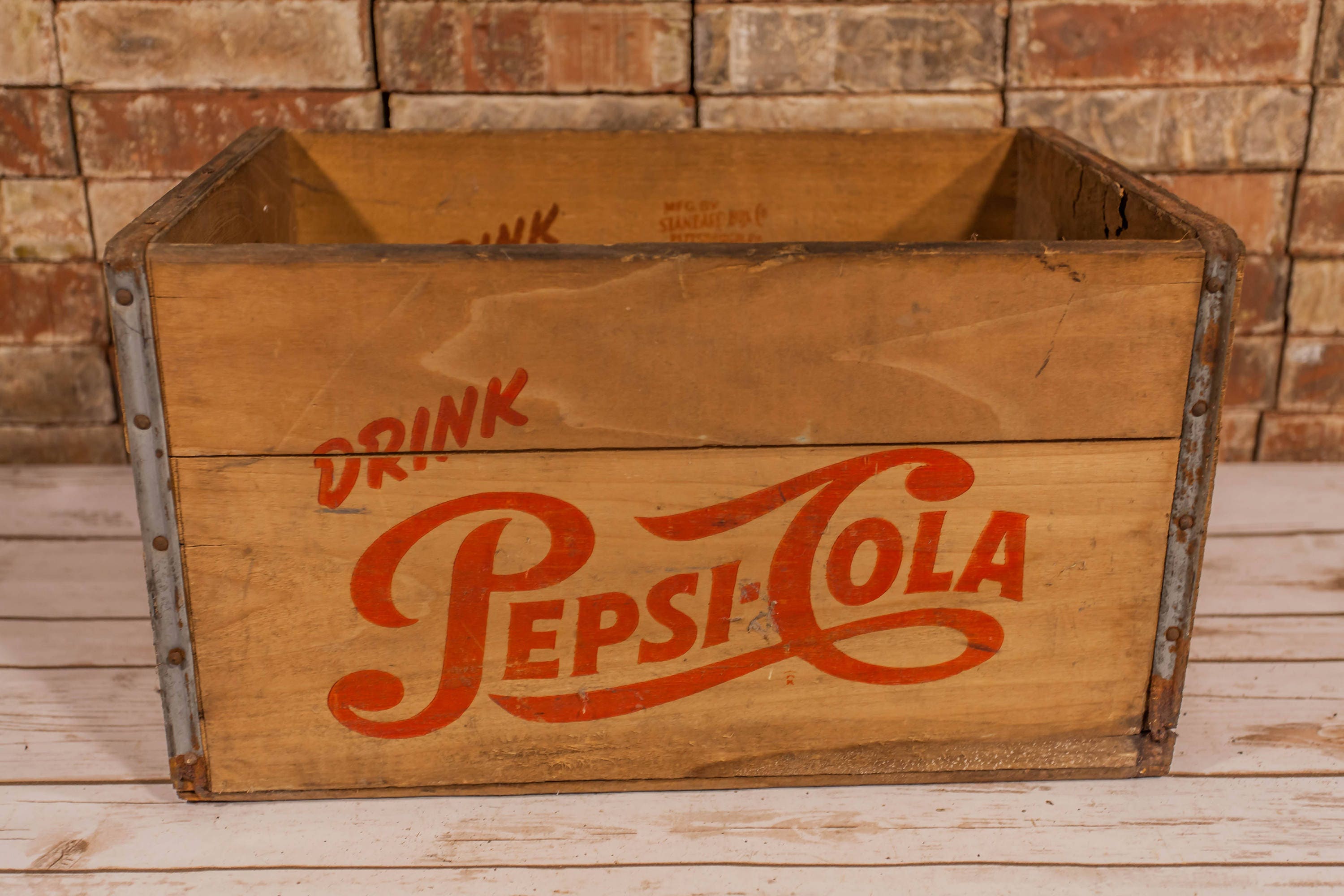 Vintage Pepsi Soda Pop Wooden Crate Primitive Box Carrier Red Wooden ...