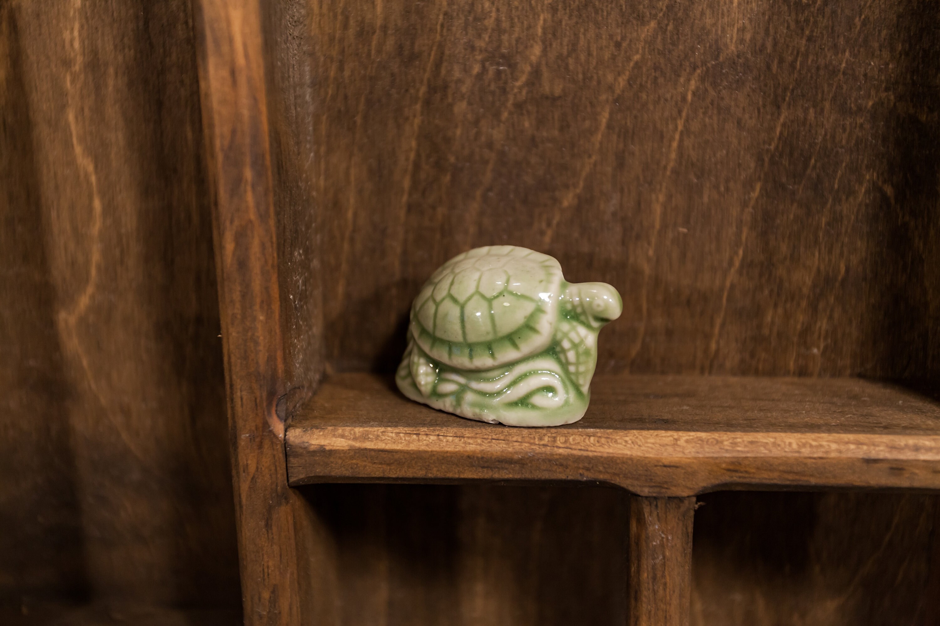 Vintage Red Rose Tea Turtle Wade England Collectable Figurine Wade