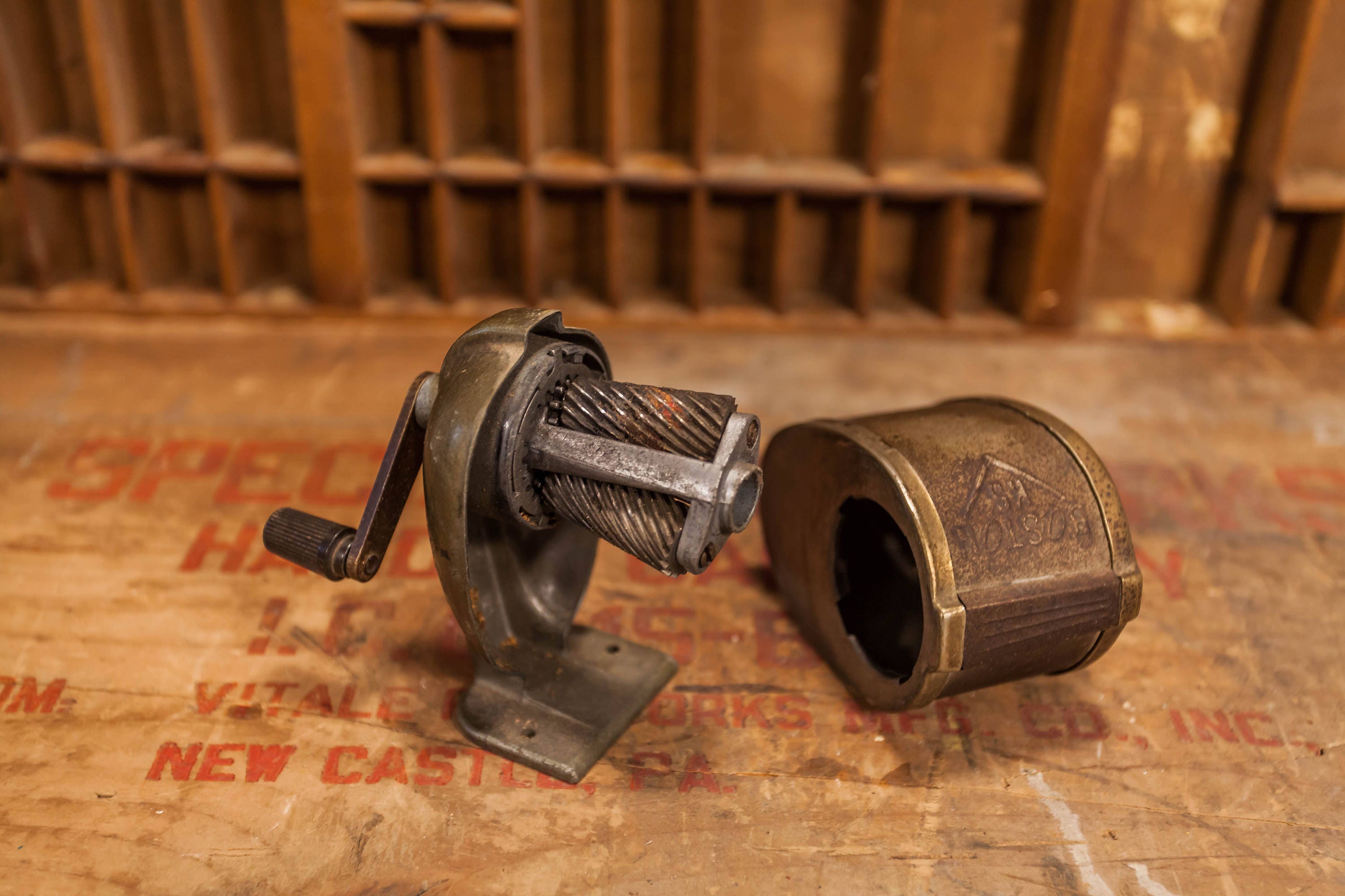 Vintage Boston KS Pencil Sharpener Table Top Desk Office Metal Rustic