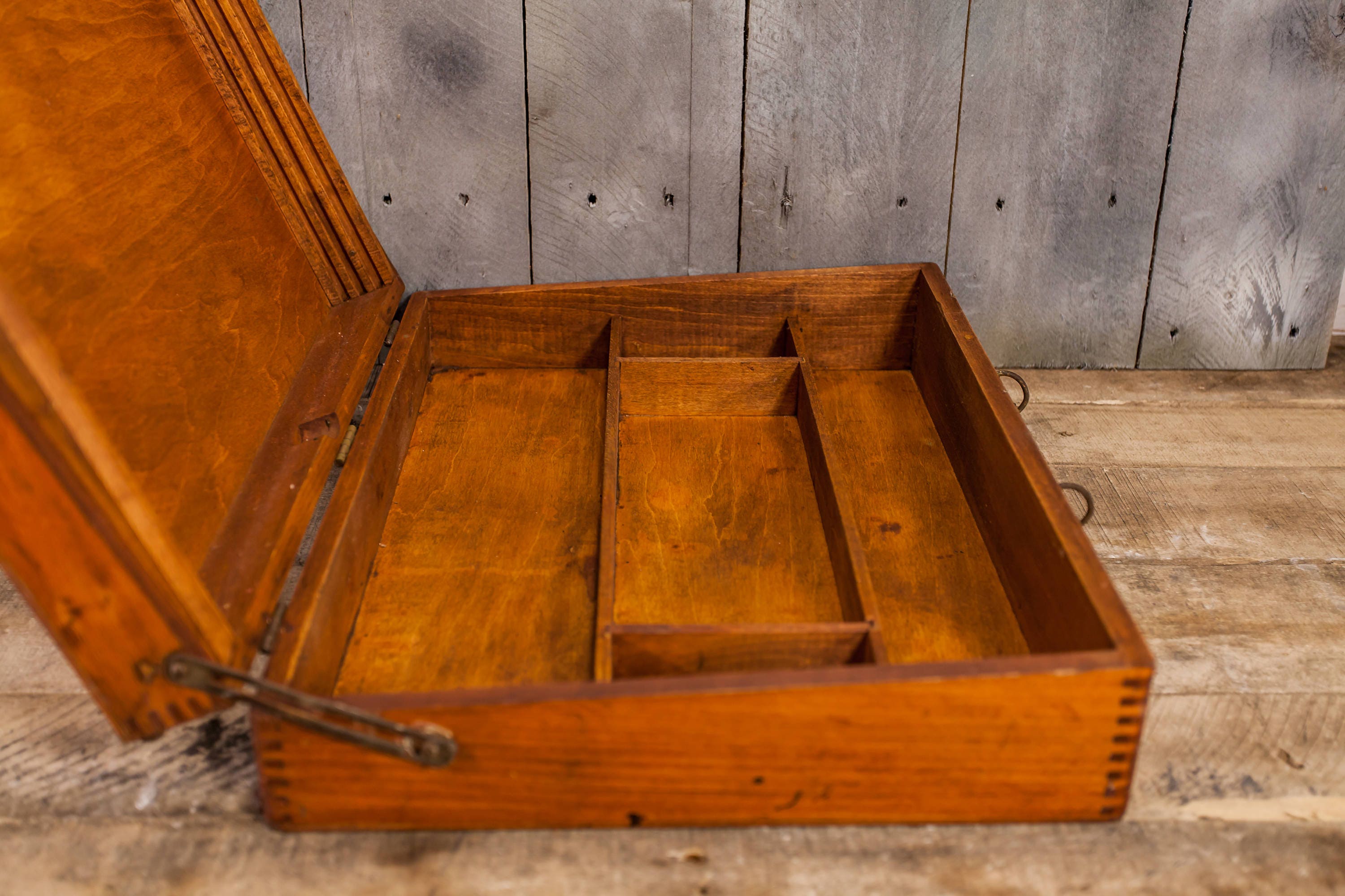 Vintage A&B Smith Co. Wooden Painters Box Briefcase Dovetailed