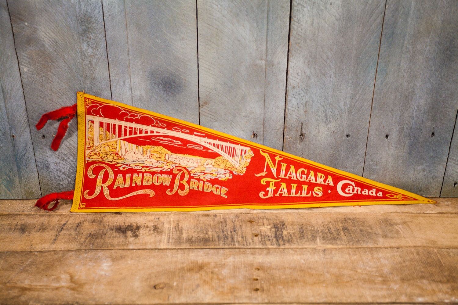 Vintage Niagara Falls Canada Souvenir Pennant