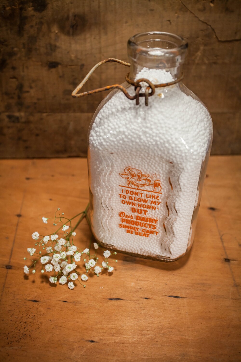 Vintage Oakfield Farms Dairy 2 Quarts Glass Milk Bottle, Oakfield New