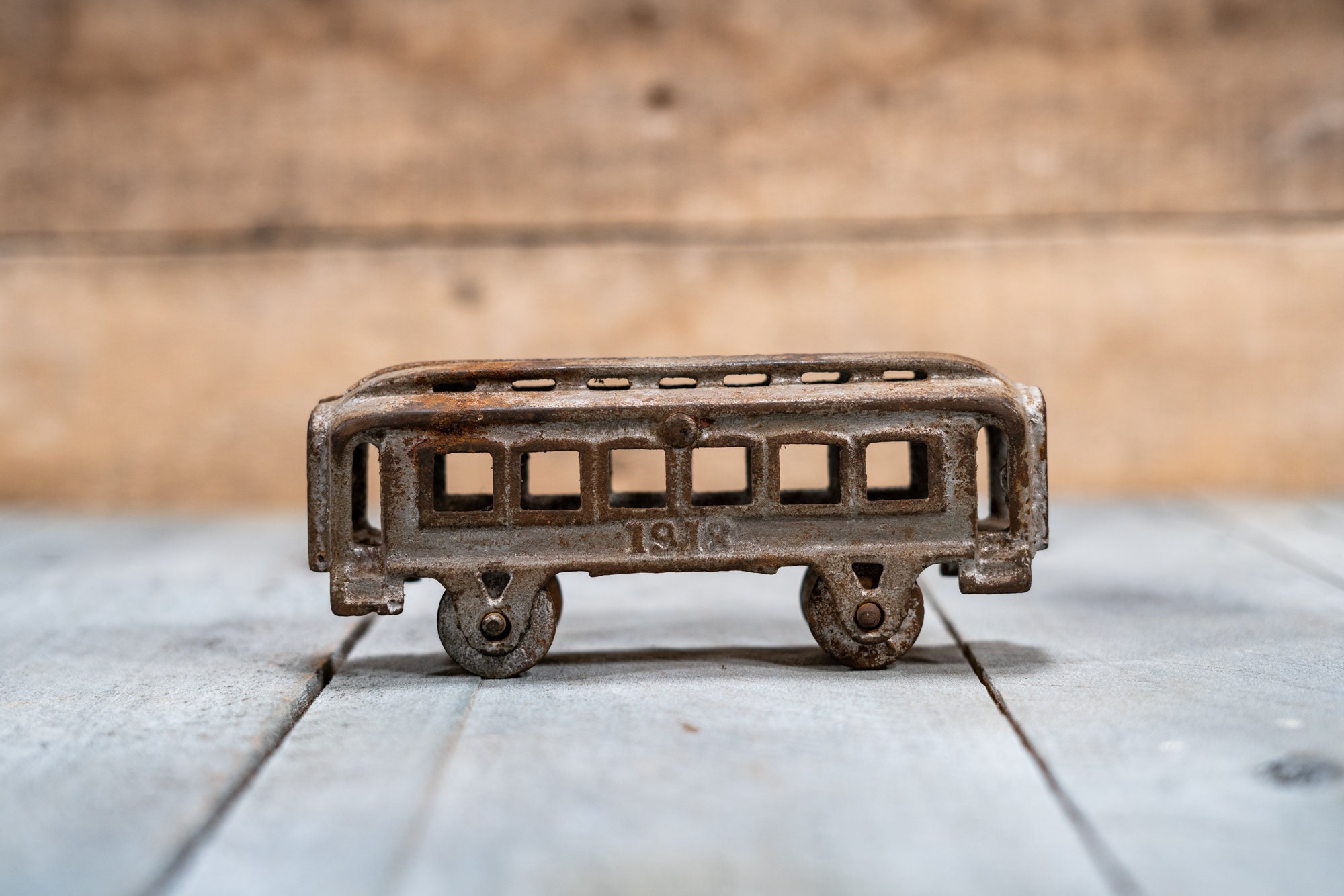 Vintage Cast Iron Toy Train Passenger Car Railroad No. 1918 Kids Room