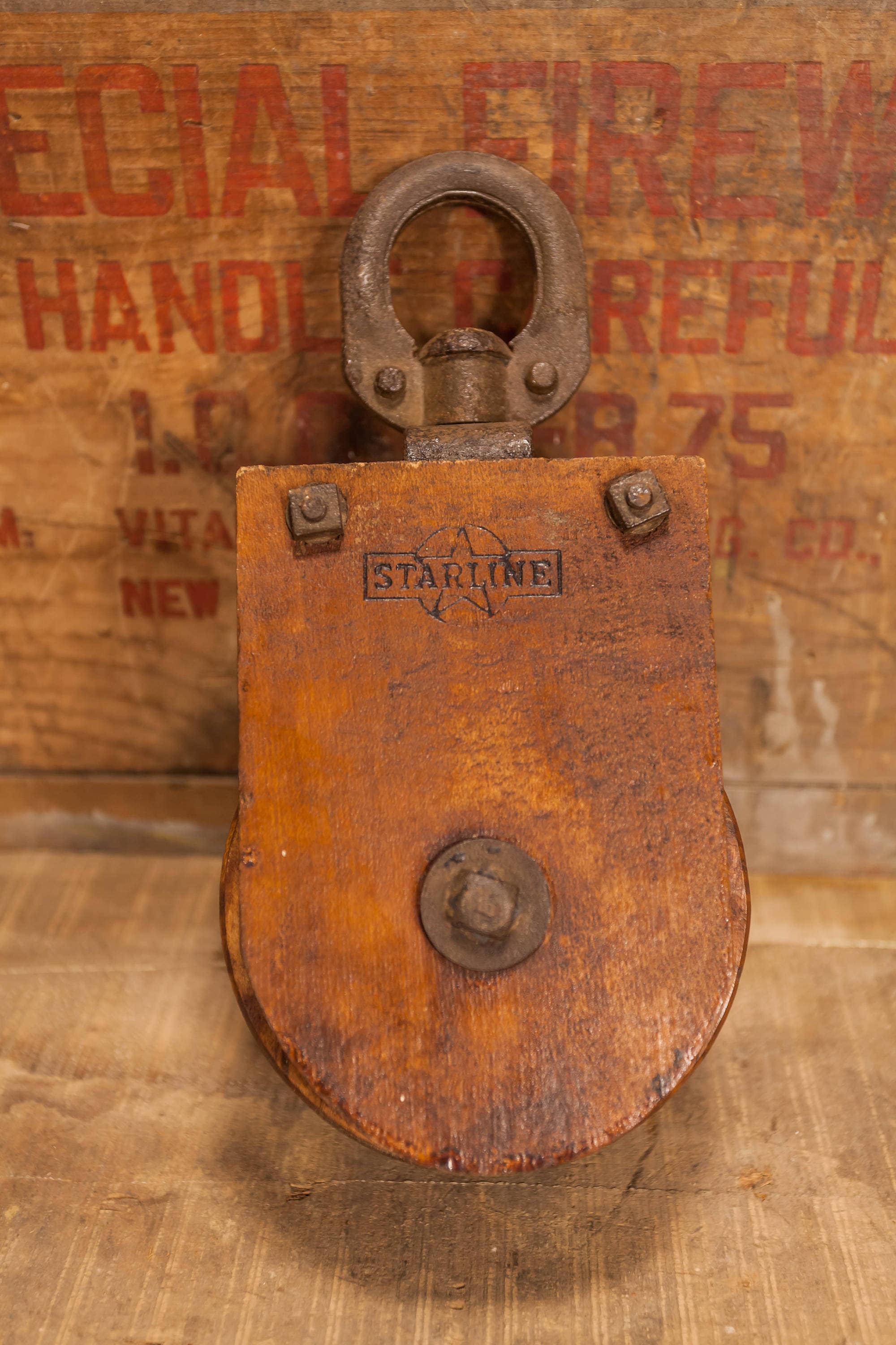Vintage Starline Single Pulley Wood Metal Rustic Primitive Barn