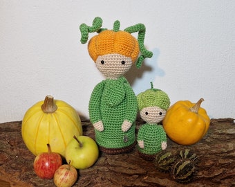 Flower child pumpkin Karl with child 2.0 - crochet pattern