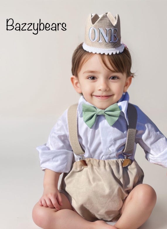 Jungle Birthday Boy Cake Smash Outfit, Wild One Birthday Outfit, Safari, Zoo, Diaper Cover, Bow Tie, Suspenders, Birthday Outfit