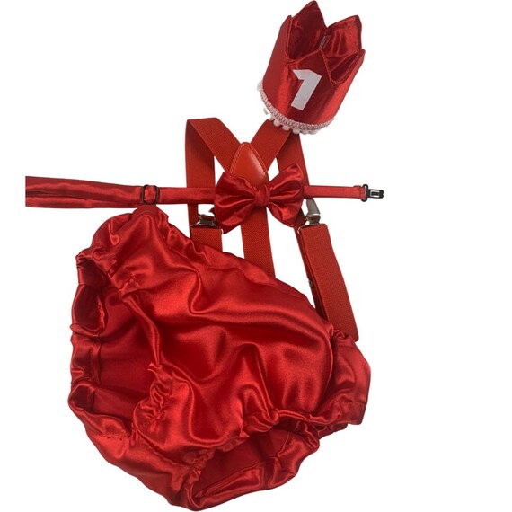 red cake smash outfit boy, Valentine cake smash, red bow tie, smash cake outfit boy, red diaper cover, red baby bow tie, red suspenders
