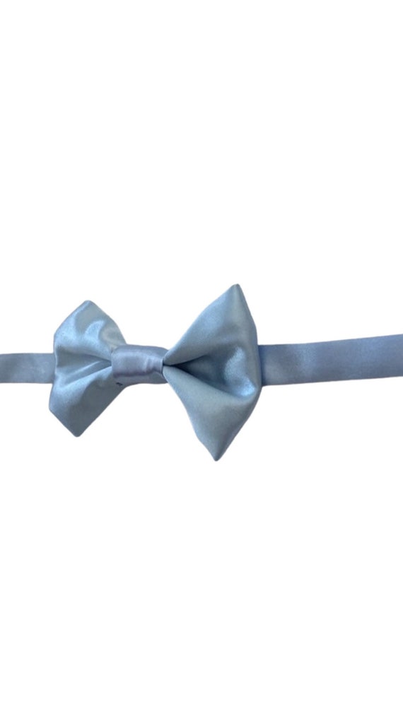 Pale Blue Bow tie for Men, Light Blue Bow tie, satin Blue bow tie, Blue Bow tie, Baby Blue Bow tie, Baby Blue Bow tie, Kid's Blue Bow tie