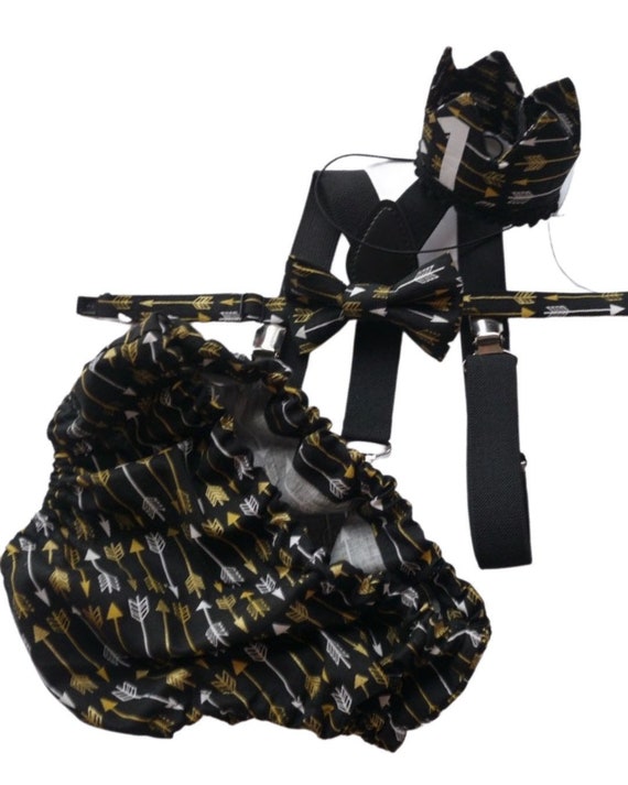 King of the wild things outfit, wild one cake smash outfit, boys party crown, one year boy outfit, black gold boy birthday outfit, boy tie