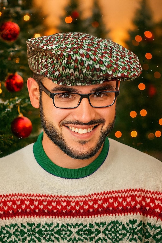 Red Flat Cap, Red Newsboy Hat, Birthday Boy Red Hat, Man Red Flat Cap Hat Gift, knitted cap, christmas cap, red and green cap