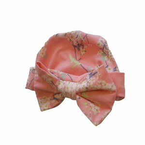 Newborn hats / hospital baby hats / baby girl hats / baby hats/ baby shower gift / baby hospital bow hat