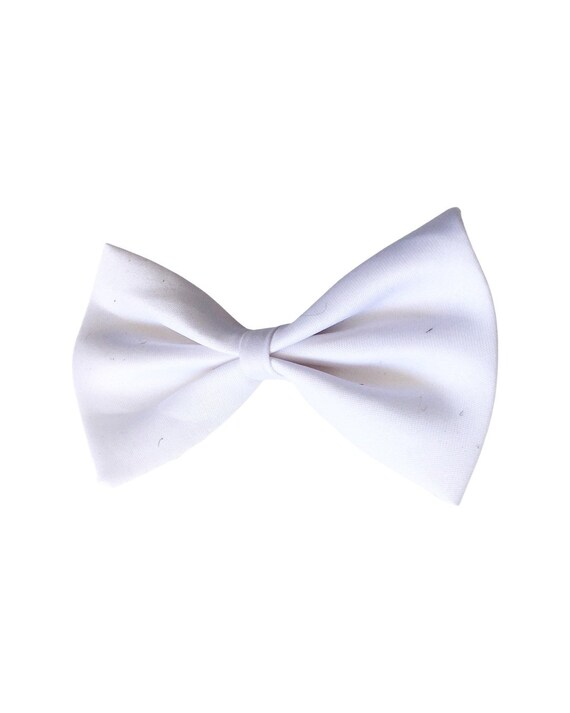 white bow tie, classic white bow tie, white baby bow tie, baby bow tie, toddler bow tie, white toddler bow tie, wedding boy tie, bow tie