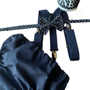 baby boy navy blue and blue themed cake smash outfit nappy diaper cover suspenders bow tie boy first birthday outfit 1st birthday
