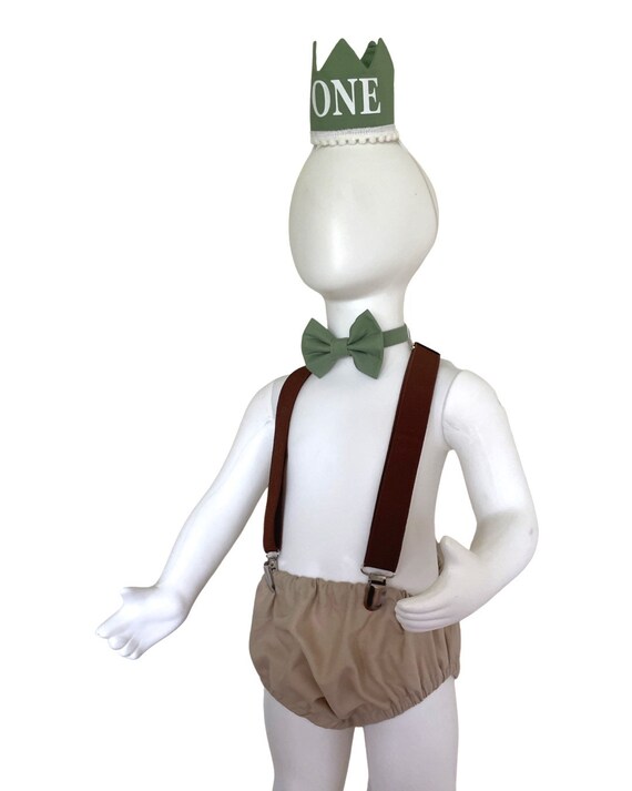 Jungle Birthday Boy Cake Smash Outfit, Wild One Birthday Outfit, Safari, Zoo, Diaper Cover, Bow Tie, Suspenders, Birthday Outfit