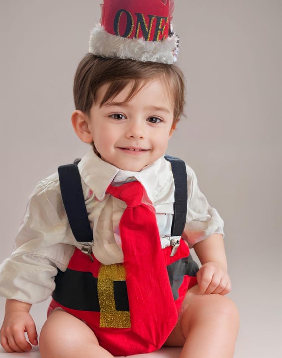 Christmas cake smash outfit, bowtie suspenders and diaper cover, Christmas 1st birthday outfit, boy christmas 1st birthday outfit