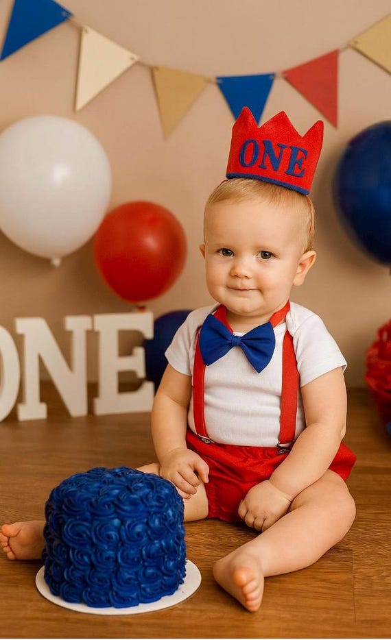 red cake smash outfit boy, Videogame cake smash, red bow tie, smash cake outfit boy, red diaper cover, red blue baby bow tie, red suspenders