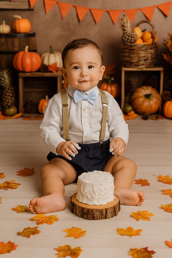 Navy Smash Cake Outfit Boy First Birthday super soft navy cotton Diaper Cover, beige Suspenders and blue bow tie 1st Birthday Photoshoot