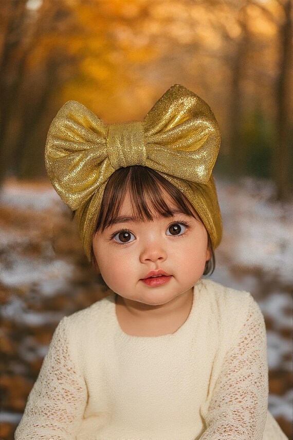 Gold Turban, Unique Golden Shiny Turban, Metallic Turban, Cloche Turban, Fashion Gold Cloche, Metallic Hats, Show Turban, Dance Turban