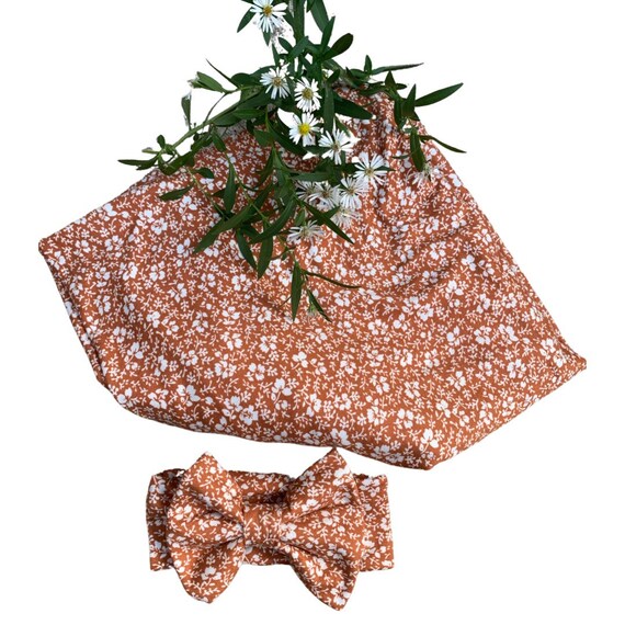 Swaddle Set - Floral Girls Swaddle & Hat (Bow or Newborn beanie)