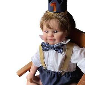 Navy Smash Cake Outfit Boy First Birthday super soft navy cotton Diaper Cover, beige Suspenders and blue bow tie 1st Birthday Photoshoot