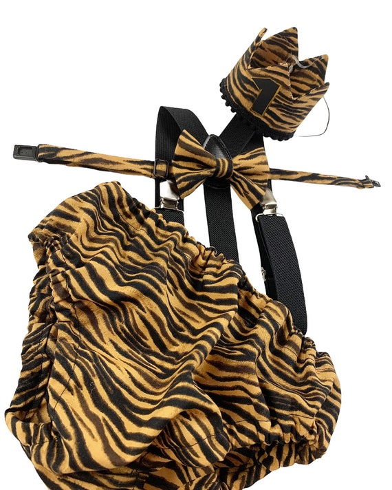 Wild one birthday boy outfit, wild one cake smash outfit boy, wild one party outfit, tiger cake smash outfit, tiger bloomer, black suspender