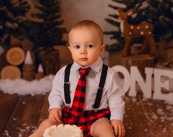 Buffalo Plaid Diaper Cover and suspenders- lumberjack Birthday, buffalo plaid boys tie, buffalo plaid bow tie, flannel boys Christmas outfit