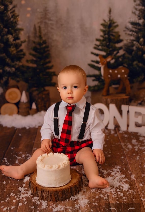 Buffalo Plaid Diaper Cover and suspenders- lumberjack Birthday, buffalo plaid boys tie, buffalo plaid bow tie, flannel boys Christmas outfit