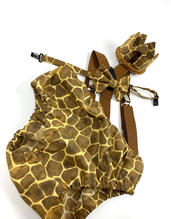 safari cake smash outfit boy, boy cake smash outfit, giraffe cake smash, jungle cake smash, safari 1st birthday boy, giraffe diaper cover